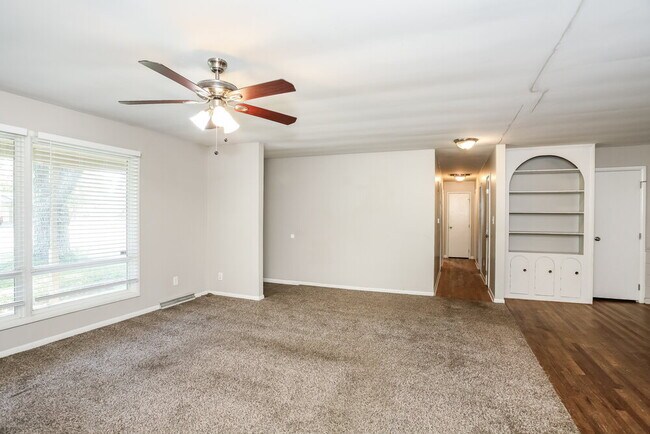 7605 Kimberly Dr
