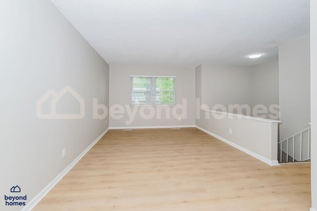 Photo - 6600 Rockbridge Ln NW