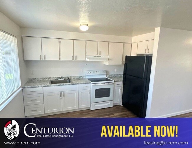 Building Photo - 576 Hill St SE Unit B