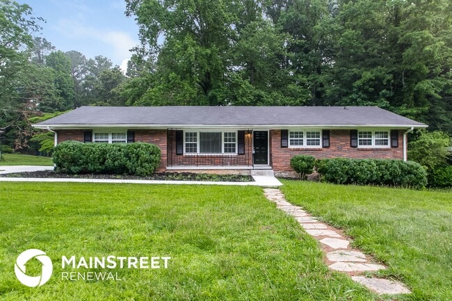 Building Photo - 3545 Ingledale Dr SW