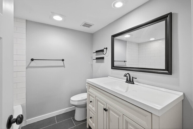 Photo - 7220 York Ave S Unit 419