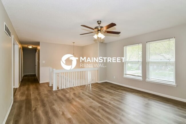 4 Bedroom Pet-Friendly Home in BELTON, MO with Main Street Renewal