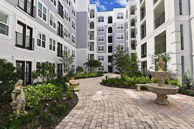 Photo - 304 E South St Unit 3019