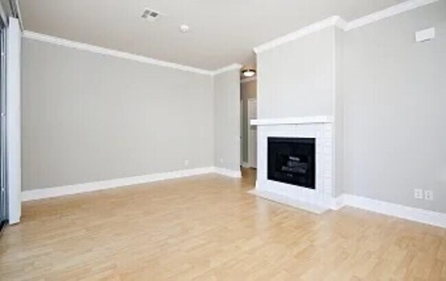 Photo - 10921 Sabre Hill Dr