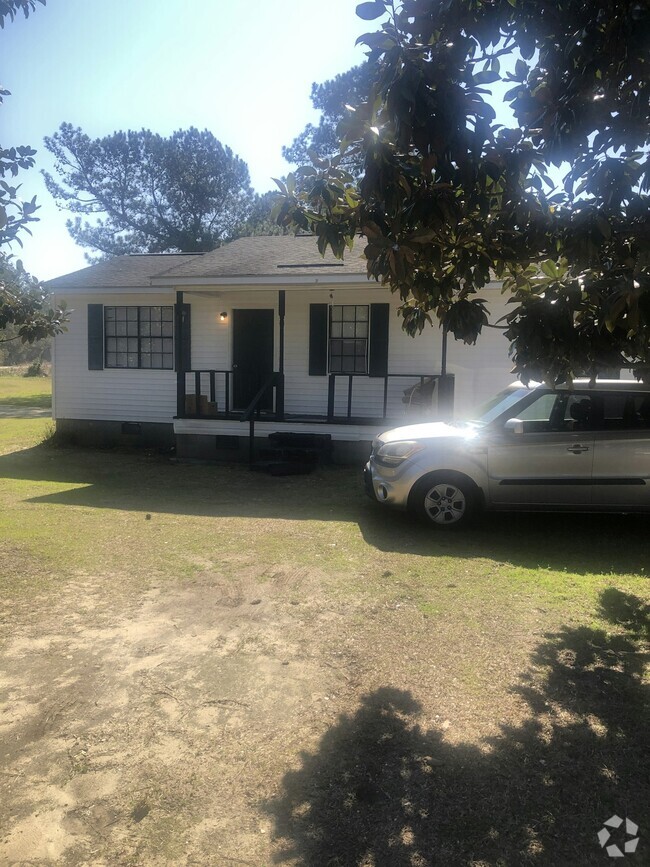 Building Photo - 650 SC-300 Rental
