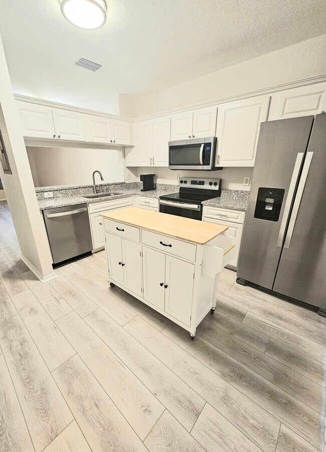 Photo - 1204 Kennewick Ct