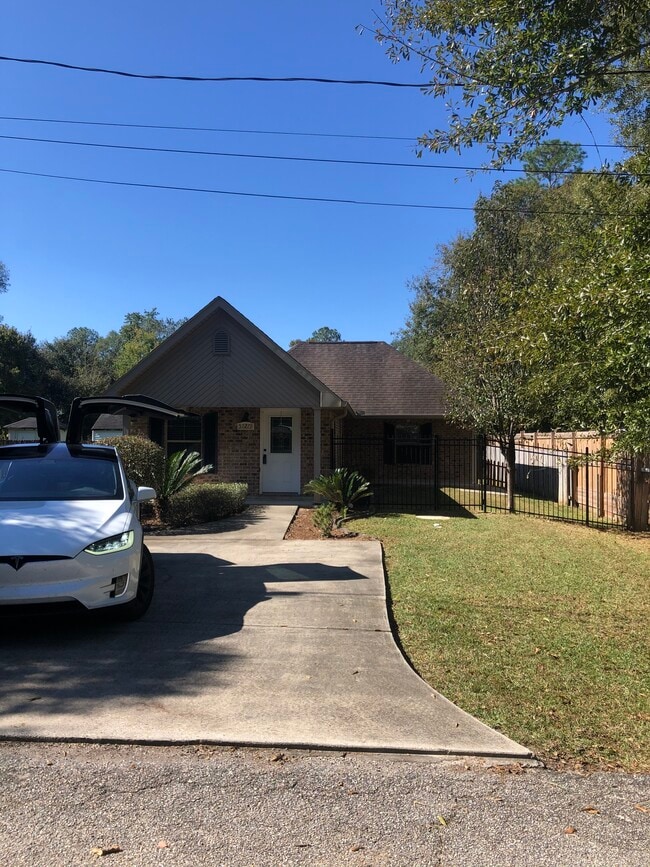 Photo - 57279 CYPRESS AVE