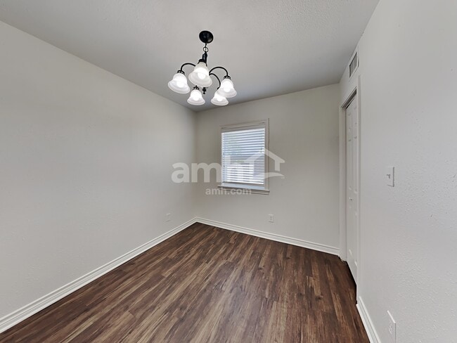 Photo - 416 Madison Pl