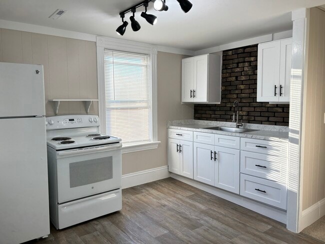 Photo - 127 Legris Ave Unit Apt#42ndFloor