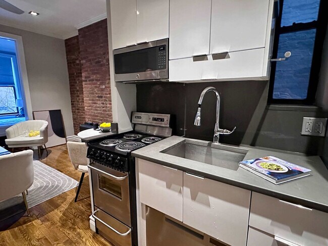 Photo - 246 Mott St Unidad SI ID1474771P