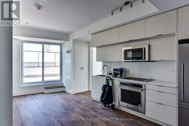 Photo - 80 Vanauley St Unit 506