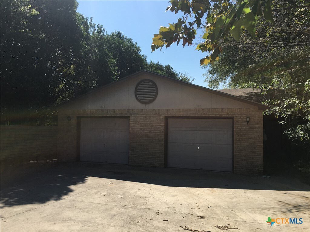 Photo - 1305 N Bishop St