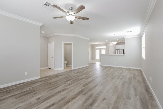 Photo - 724 Beechwheat Way