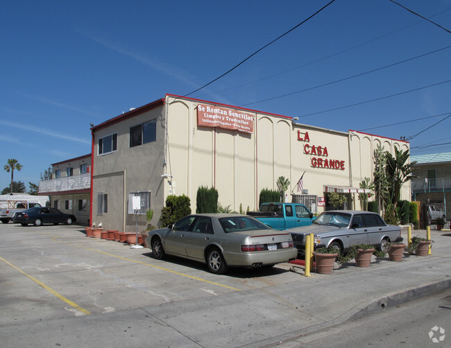 Building Photo - 11143 S. Inglewood Ave. Rental