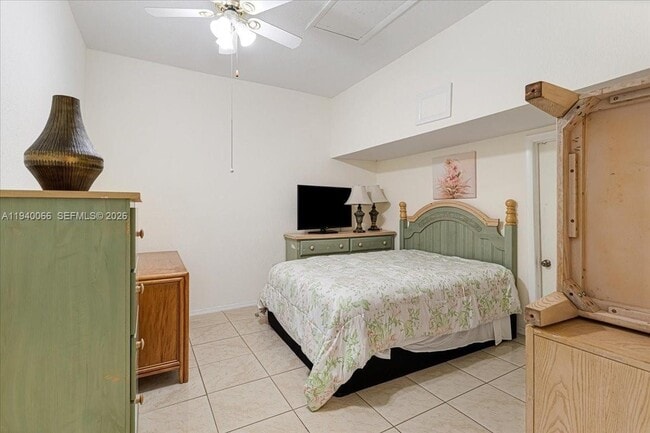 Photo - 7620 S Aragon Blvd