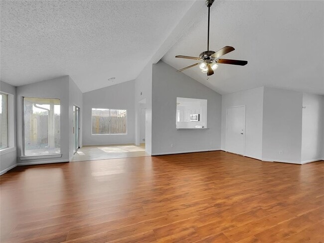 Photo - 17103 Costero Dr