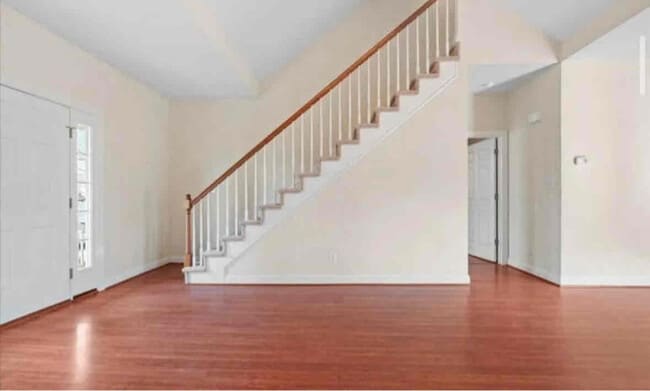 Photo - 105 Wyndsong Pl