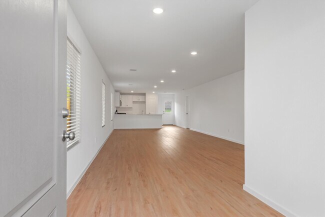 Photo - 1525 San Sebastien Dr