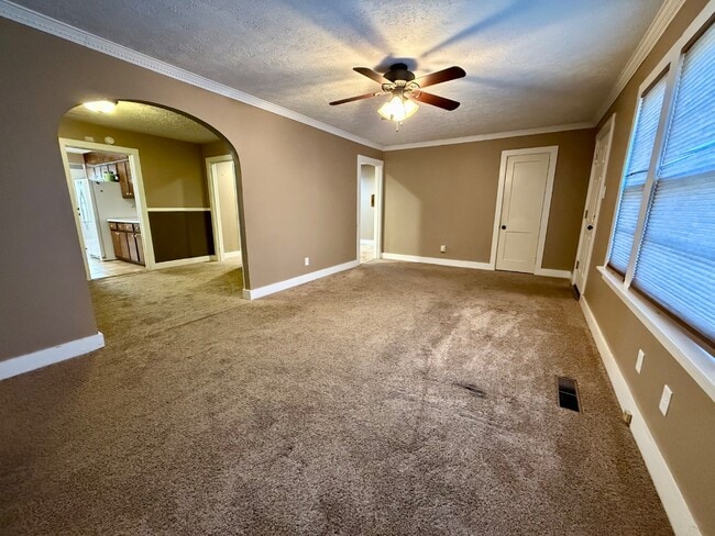 Photo - 602 W McKinney Ave