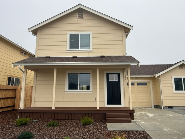 Building Photo - 1652 Ascent Pl