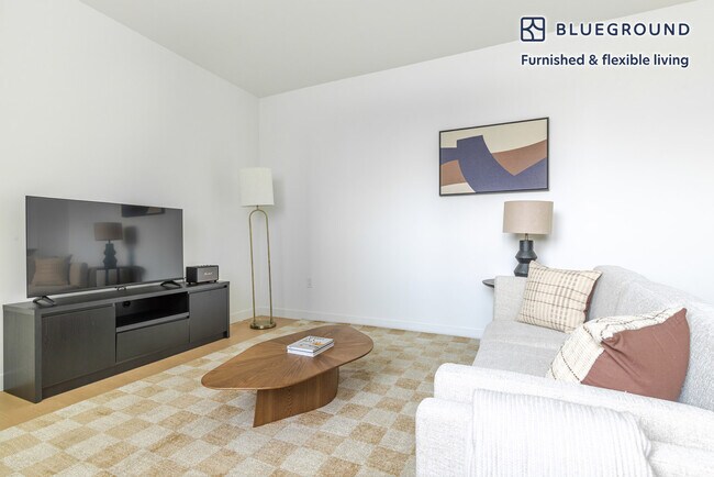 11 Wharf Way Unit SI FL3-ID2228