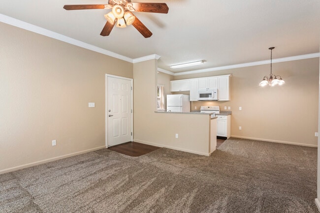 Photo - 8905 Davis Rd