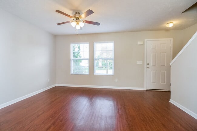 Photo - 3427 Country Almond Way