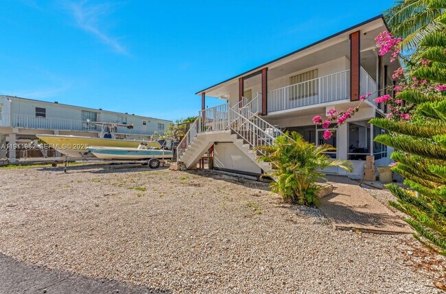 164 Blue Harbor Dr