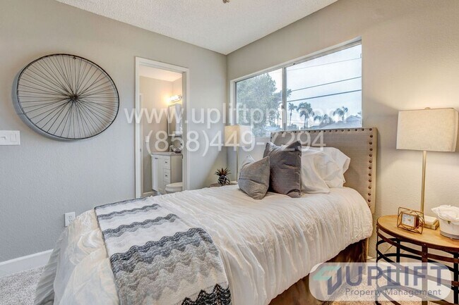 Photo - Louisiana St (3623-3625) Apartment Unit Louisiana St  A (3625)