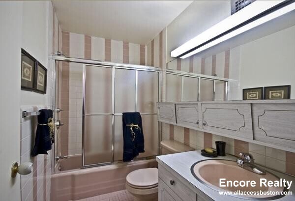 Photo - 149 Chiswick Rd Unit 212