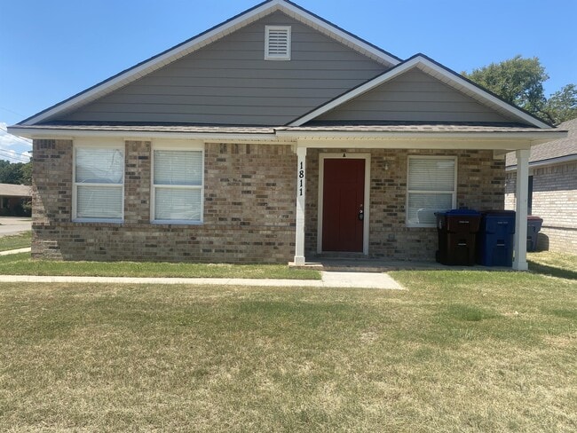 Photo - 1815 Osage St
