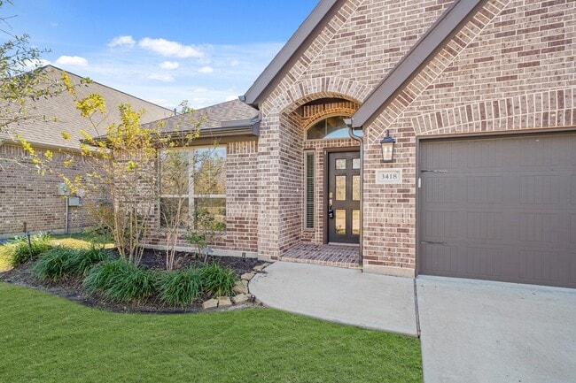 Photo - 3418 Zuse St