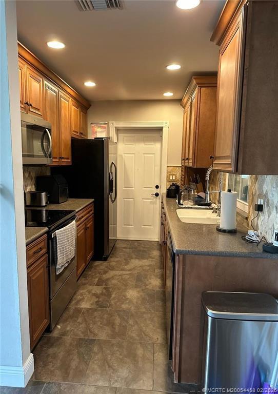 Photo - 1365 SW Gastador Ave