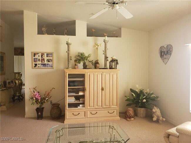 Building Photo - 7552 Oleander Gate Dr Unit C-204