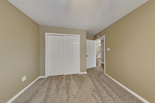 Photo - 7415 Broken Ridge Dr