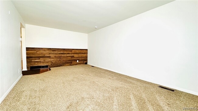 Photo - 954 Brighton Rd