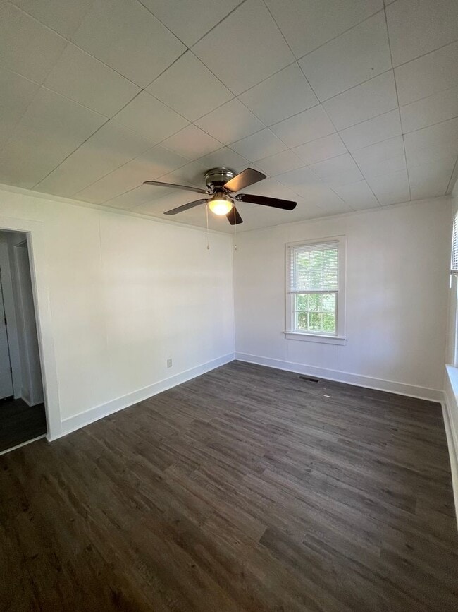 Photo - 2 Bedroom, 1 Bath House in Columbia!