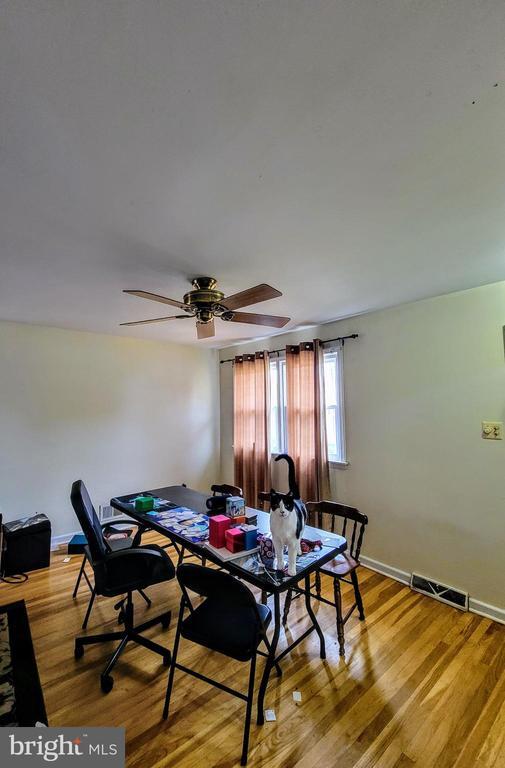 Photo - 212 Cornell Rd