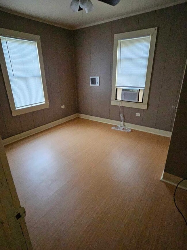 Photo - 124 Michael St