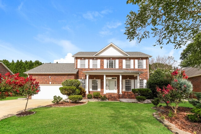 Photo - 110 Overhill Dr House