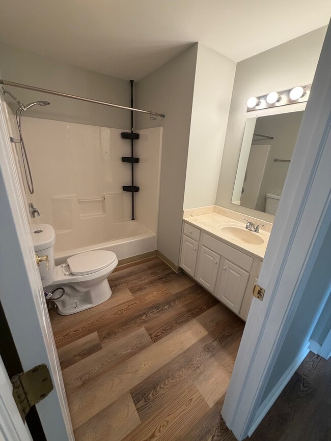 Building Photo - 109 Horseshoe Dr Unit 109