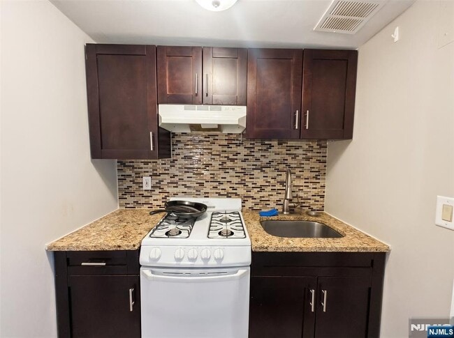 Photo - 3021 Edwin Ave Unit 2H