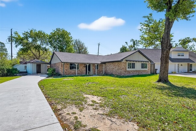 Photo - 1906 Shadow Bend Dr