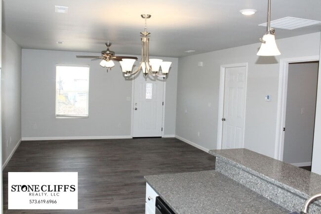 Photo - Luxurious 1 bed, 1 bath Duplex