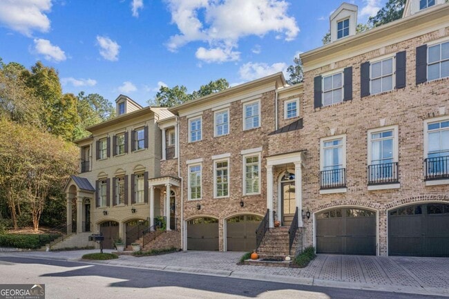 Photo - 9026 Riverbend Manor