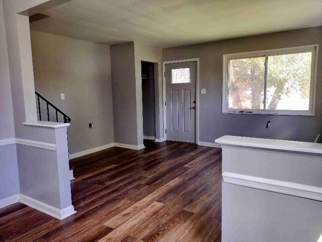 Photo - 4015 24th Pl