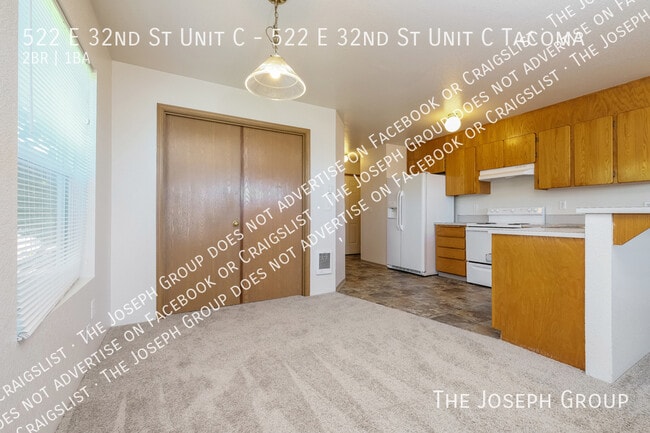 Photo - 522 E 32nd St Unit 522 E 32nd St C Tacoma