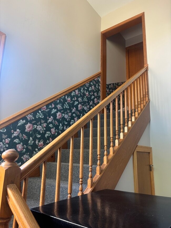 Photo - 21 Lakeview Pl