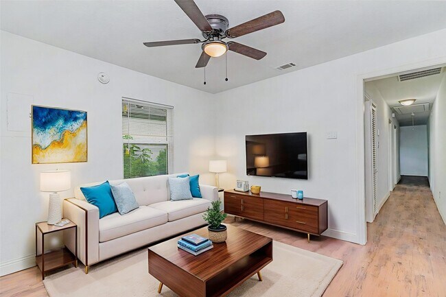 Photo - 2833 Marburg St Apartamento Unidad A