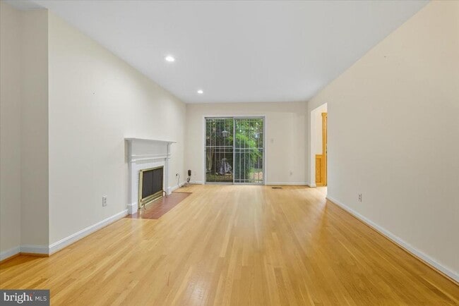 Photo - 3742 12th St S